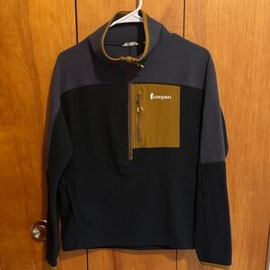 Cotopaxi Black and Grey Half-Zip Fleece Pullover